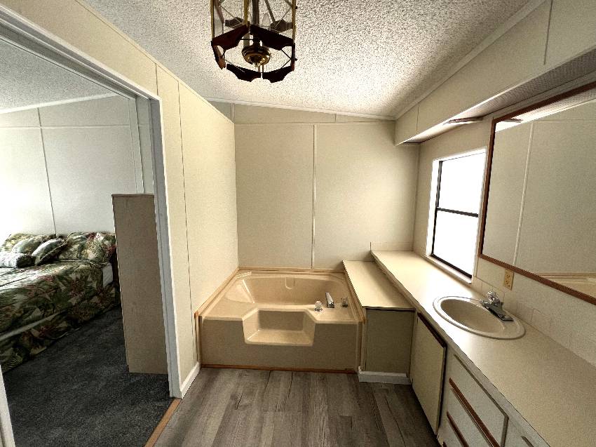 196 Fairway a Winter Haven, FL Mobile or Manufactured Home for Sale